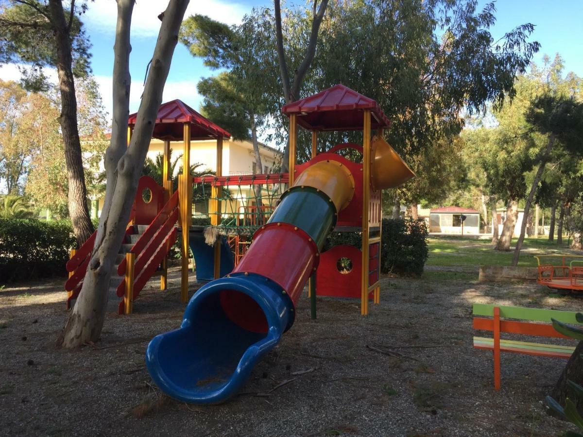 Camping Due Mari Ovile la Marinella Exterior foto